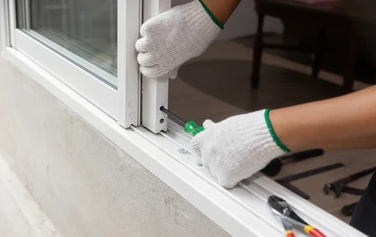 How to Replace Rollers on an Aluminum Sliding Glass Door